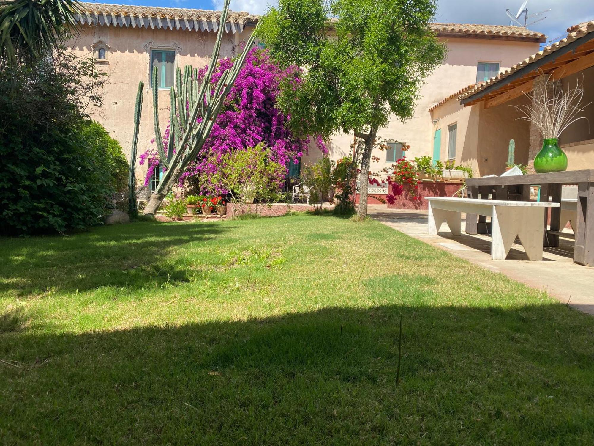 Corte Boero Country Bed & Breakfast